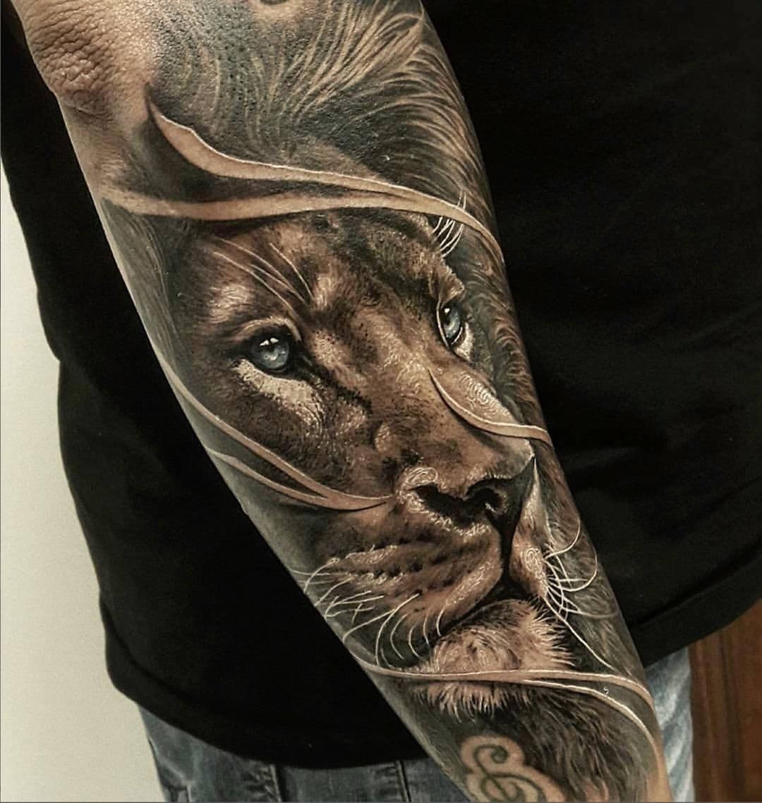 12 Best Lion Tattoo Ideas Lions With Blue Eyes Page 3 Of 3 PetPress