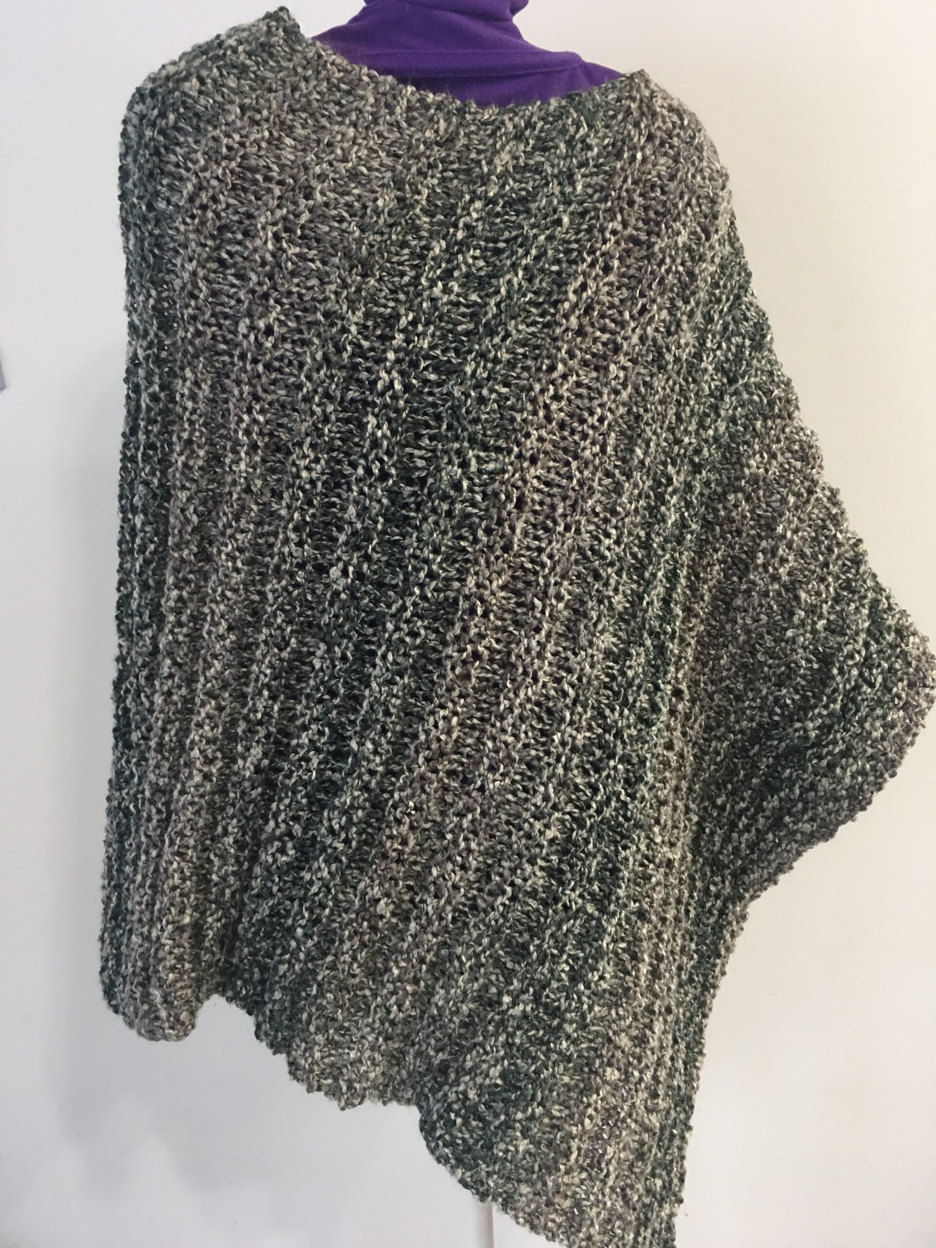 Lion Brand Homespun Romanesque discontinued Poncho Waffle Stitch