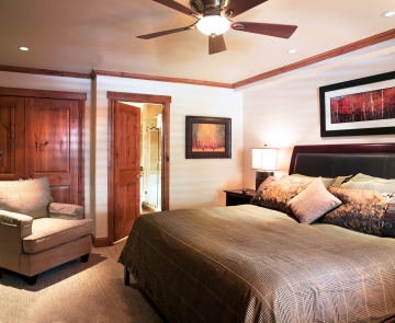 Lion Square Lodge Ski In Ski Out Lodging